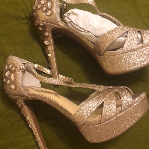 Evening Shoes - Picture 6 of 9